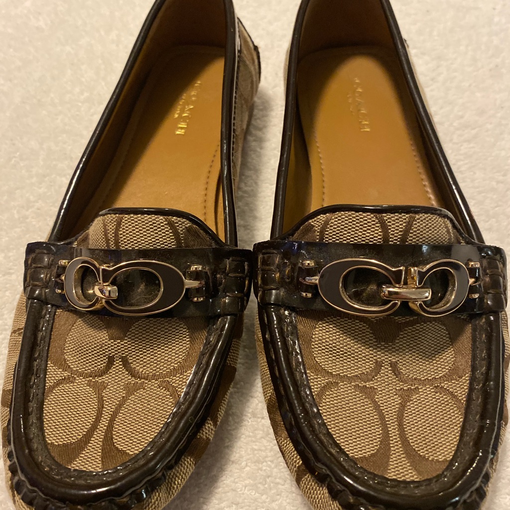 Almost Brand New  Super Gorgeous Loafers By Coach  Box 58
